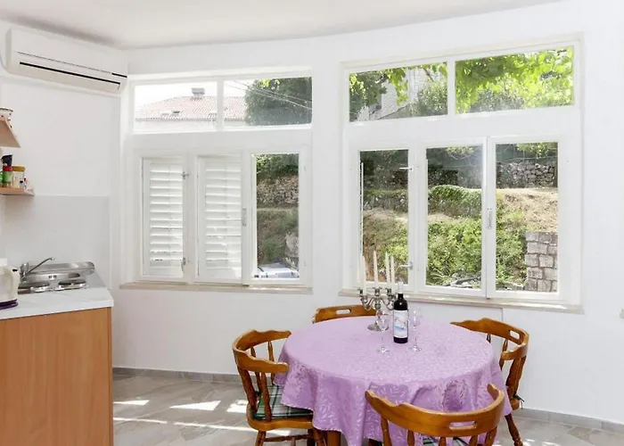 Sisic - One Bedroom With Terrace Apartmán *