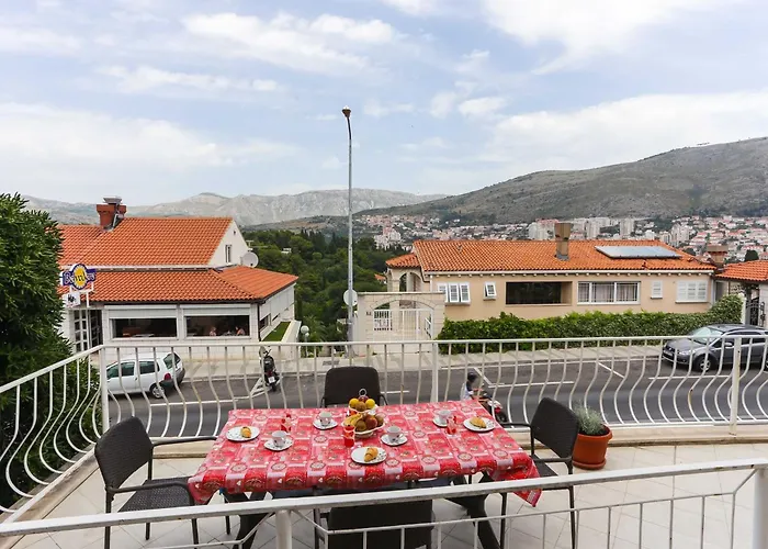 Sisic - One Bedroom With Terrace * Dubrovník